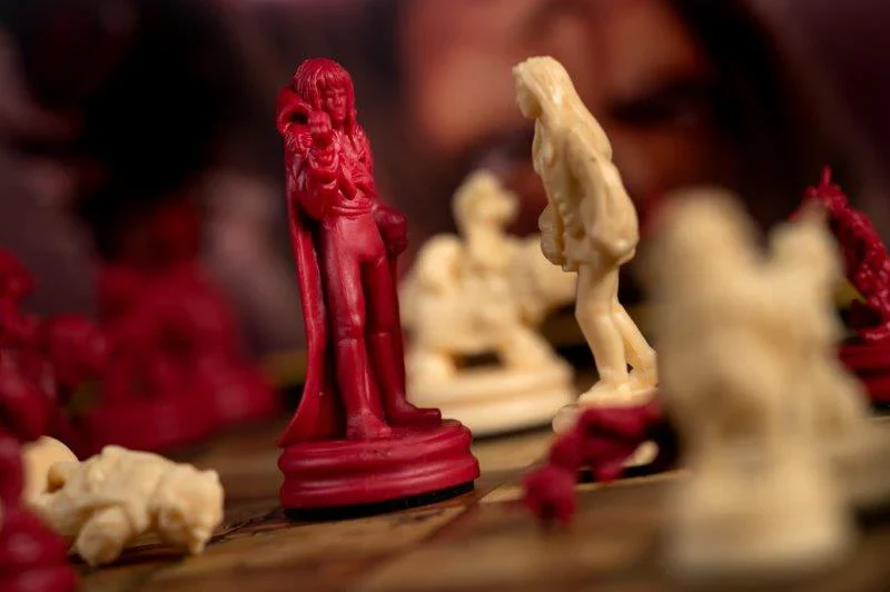 Jim Henson`s Labyrinth: Chess Set - Image 5